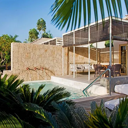 The At Bahia Del Duque فندق أذيخي